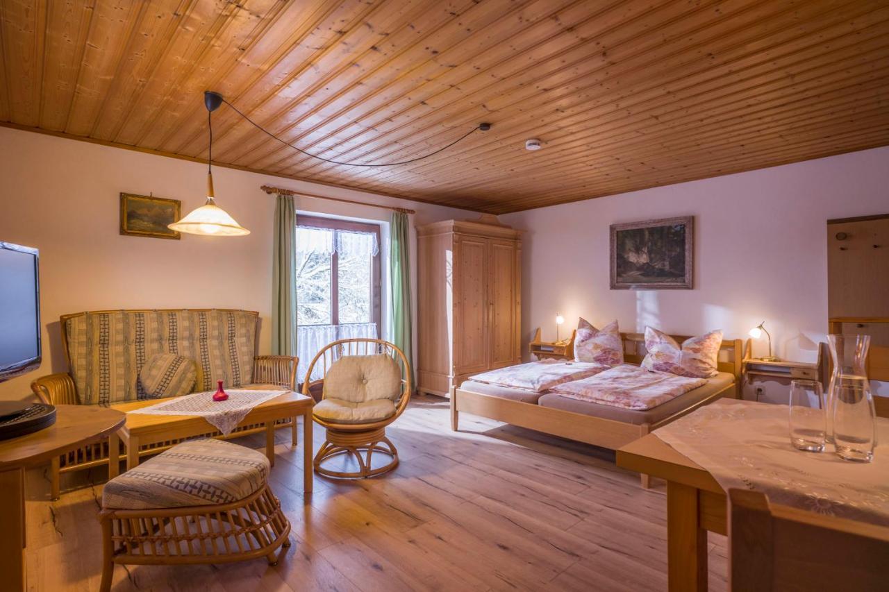 Haus Enzian Lägenhet Oberaudorf Exteriör bild